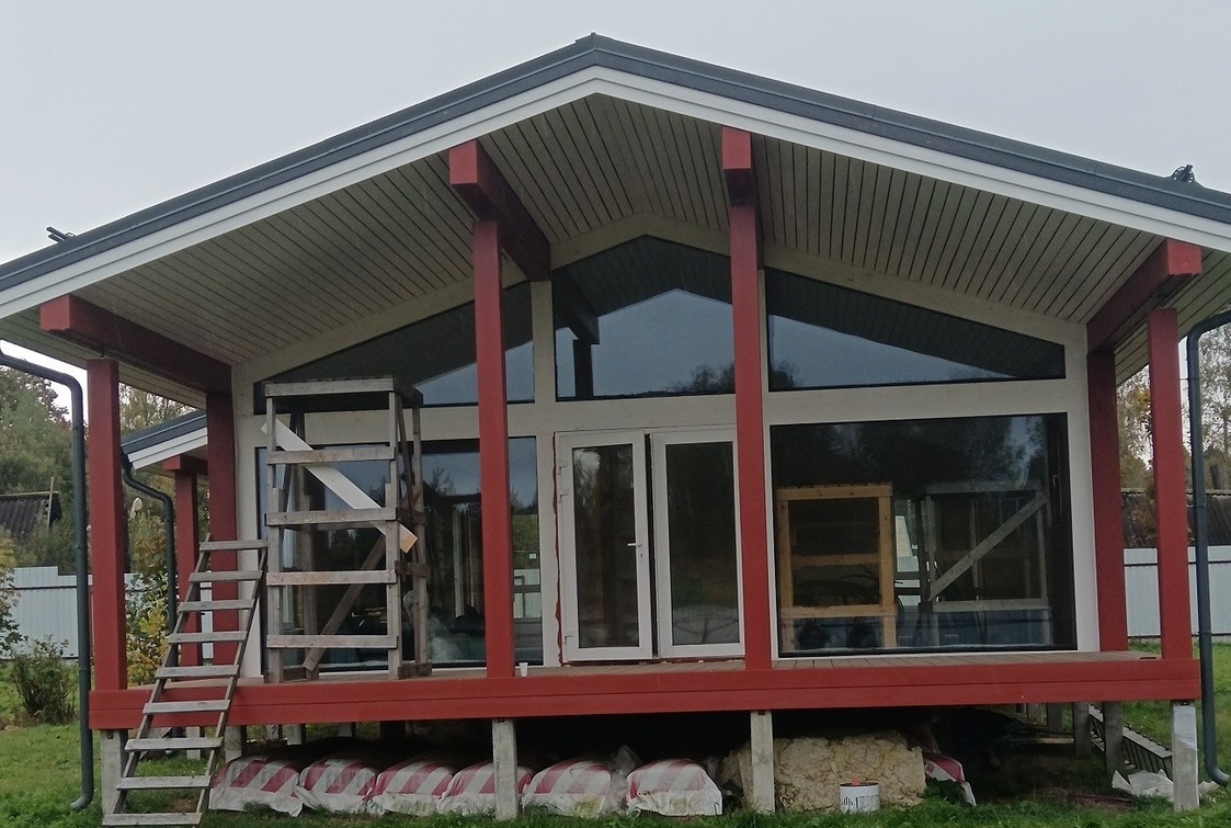 Герметизация безрамных стеклопакетов в фахверковом доме Герметизация безрамных стеклопакетов в фахверковом доме